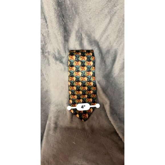 Gant Silk Tie Red Green and Gold Geometric - Picture 5 of 5